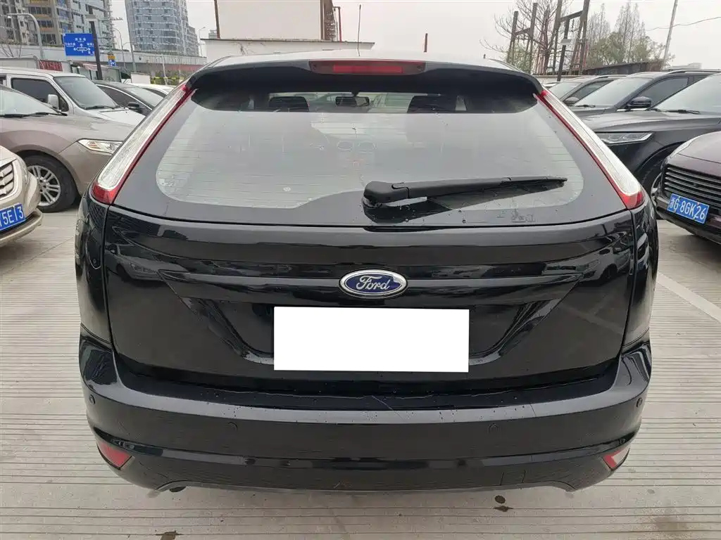 FORD FOCUS 2012