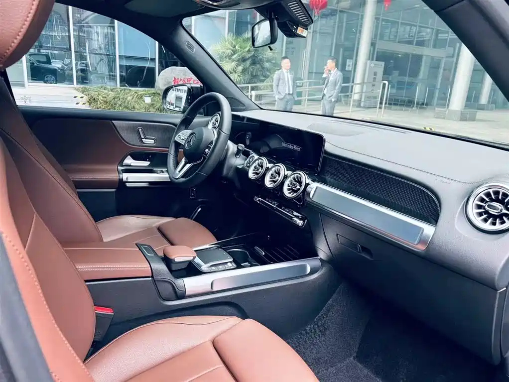 MERCEDES BENZ GLB 2022