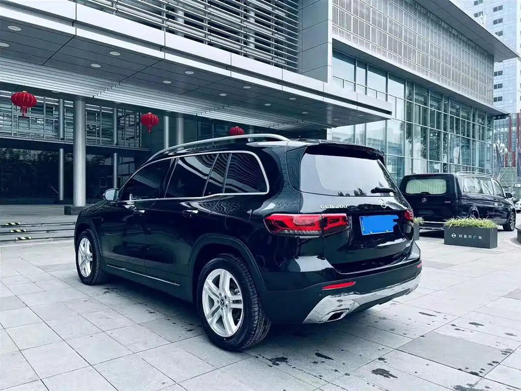 MERCEDES BENZ GLB 2022