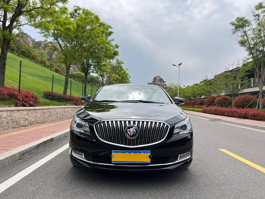 BUICK LACROSSE 2015