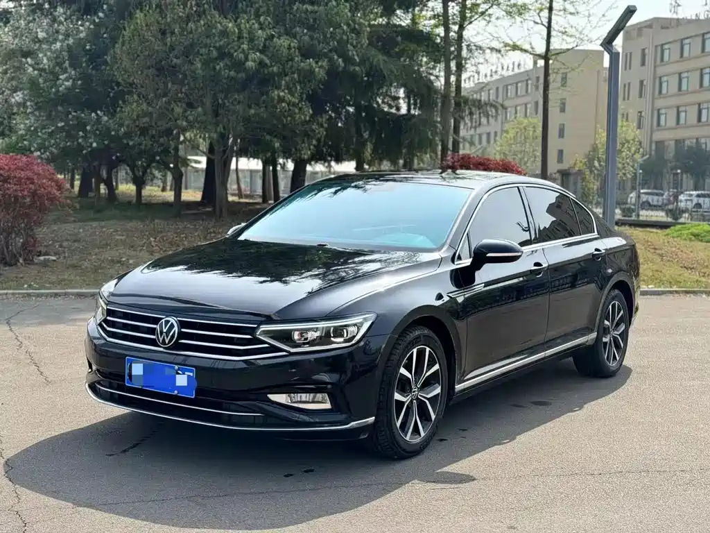 VOLKSWAGEN MAGOTAN 2021