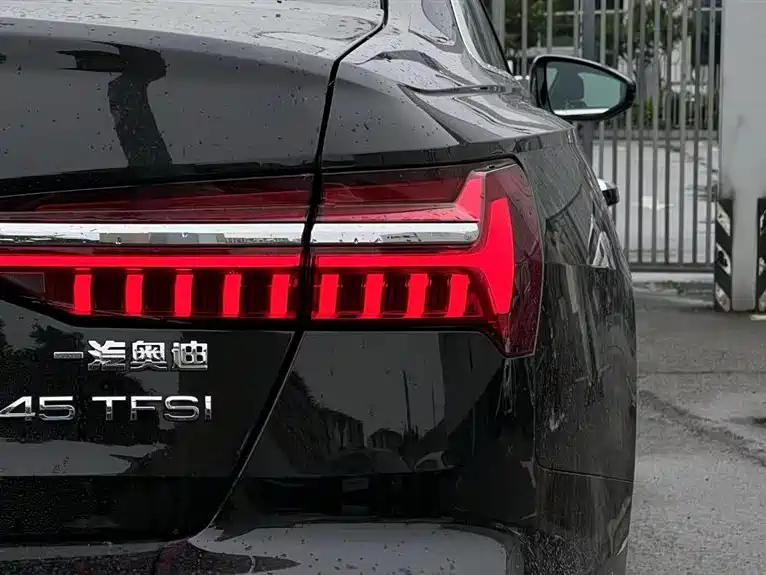 AUDI A6L 2023