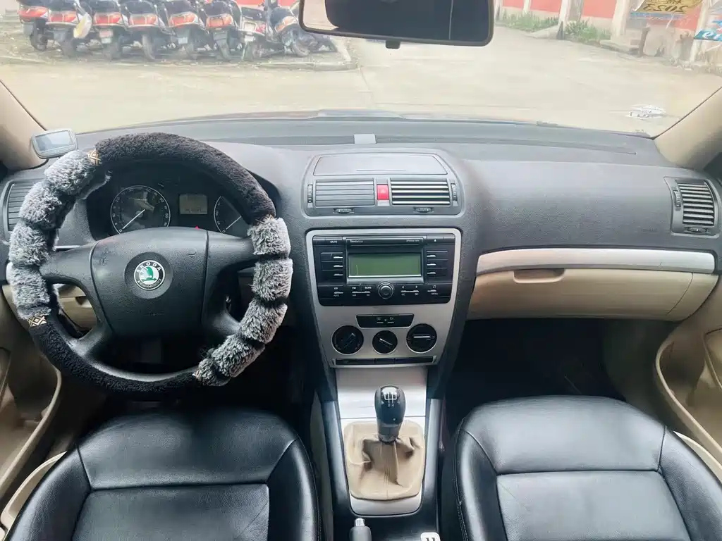 SKODA OCTAVIA 2009