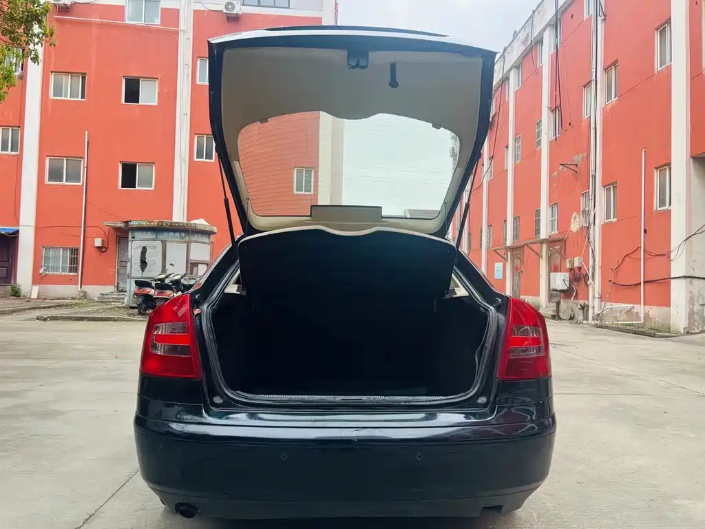 SKODA OCTAVIA 2009