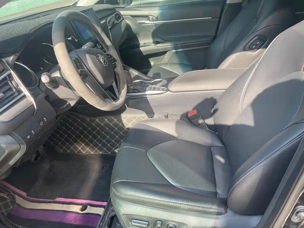 TOYOTA CAMRY 2021