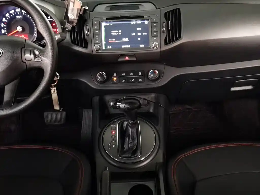 KIA SPORTAGE 2014