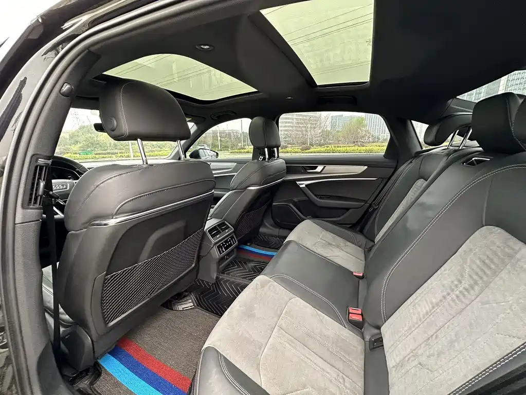 AUDI A6L 2021