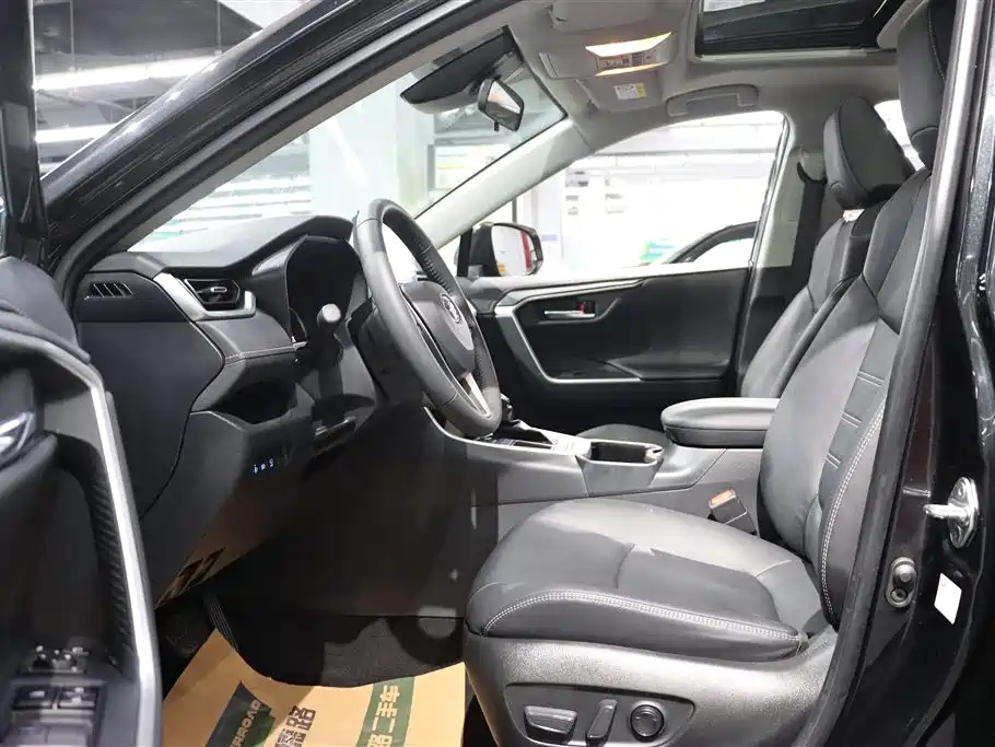 TOYOTA RAV4 RONGFANG 2021
