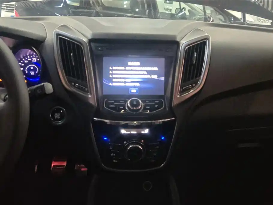 CHANGAN CS75 2017