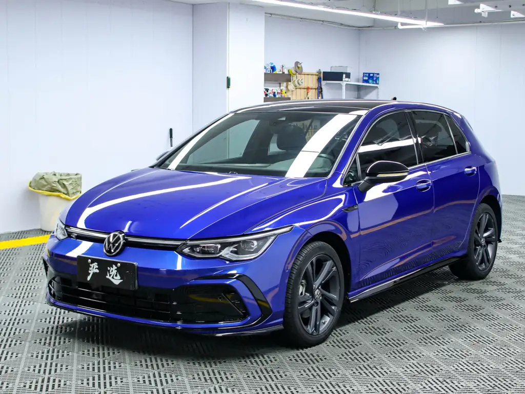 VOLKSWAGEN GOLF 2021