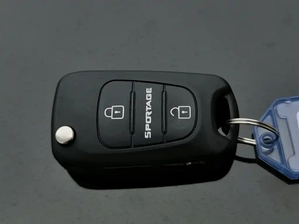 KIA SPORTAGE 2015