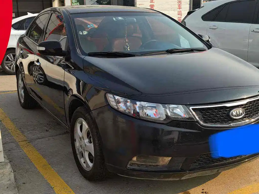 KIA FORTE 2011
