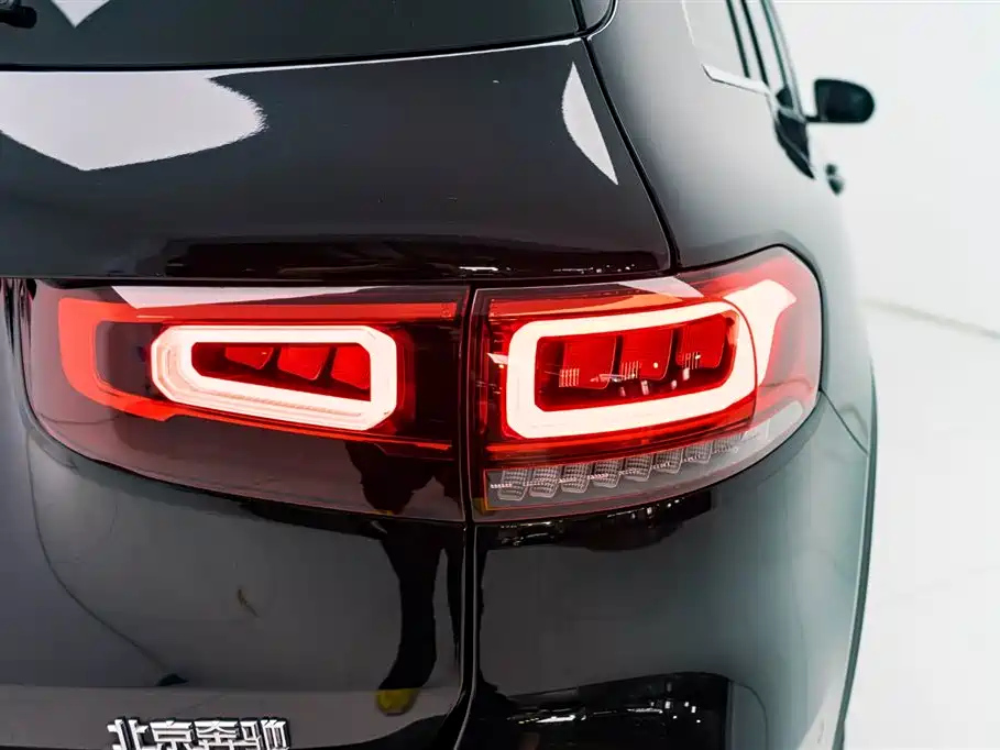 MERCEDES BENZ GLB 2022