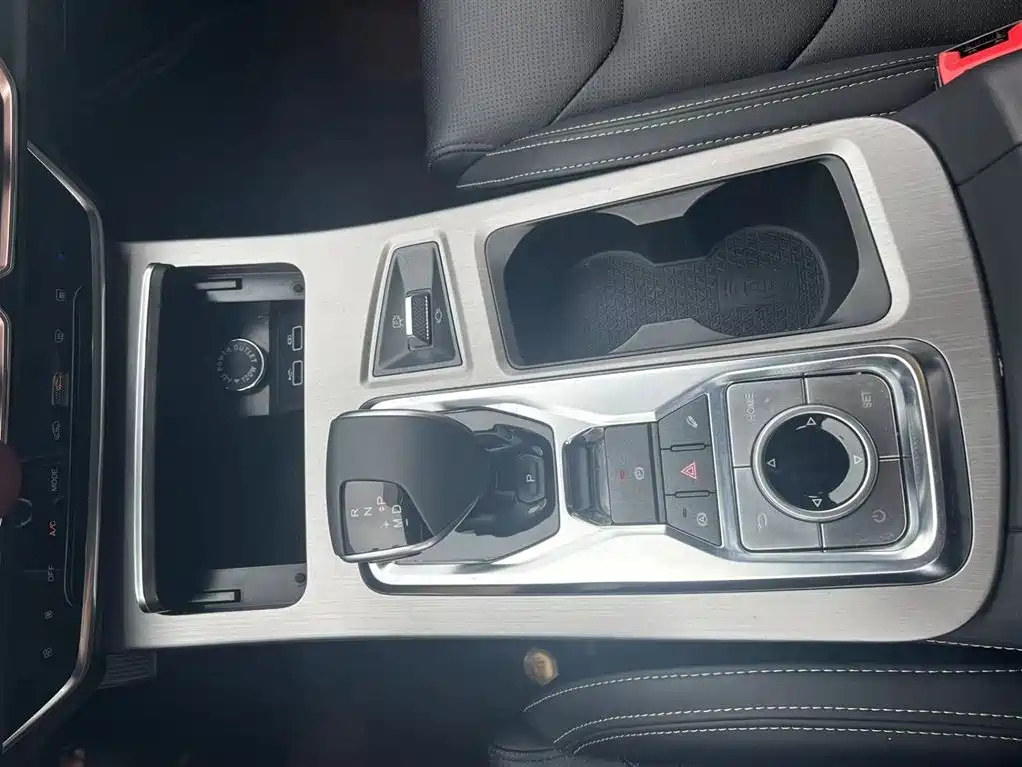 JETOUR X70 PLUS 2021