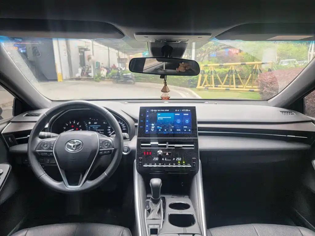 TOYOTA AVALON 2022