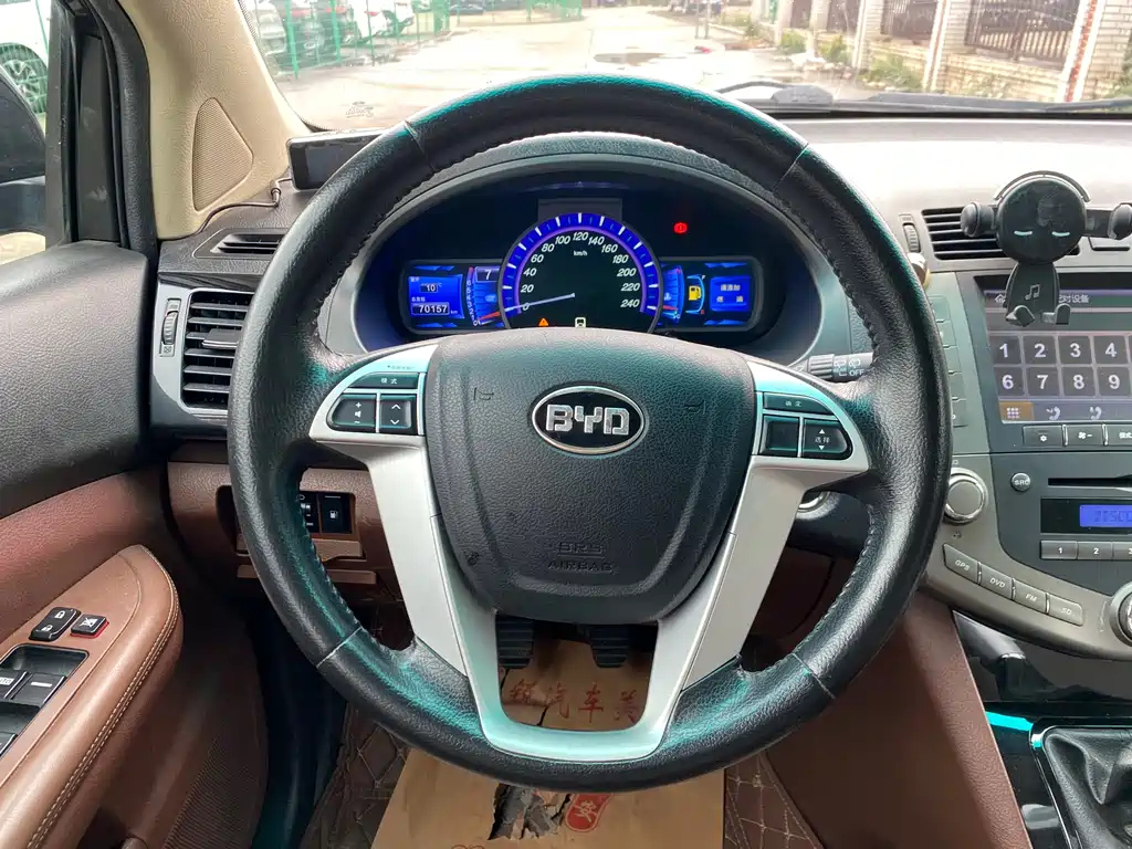 BYD S6 2015