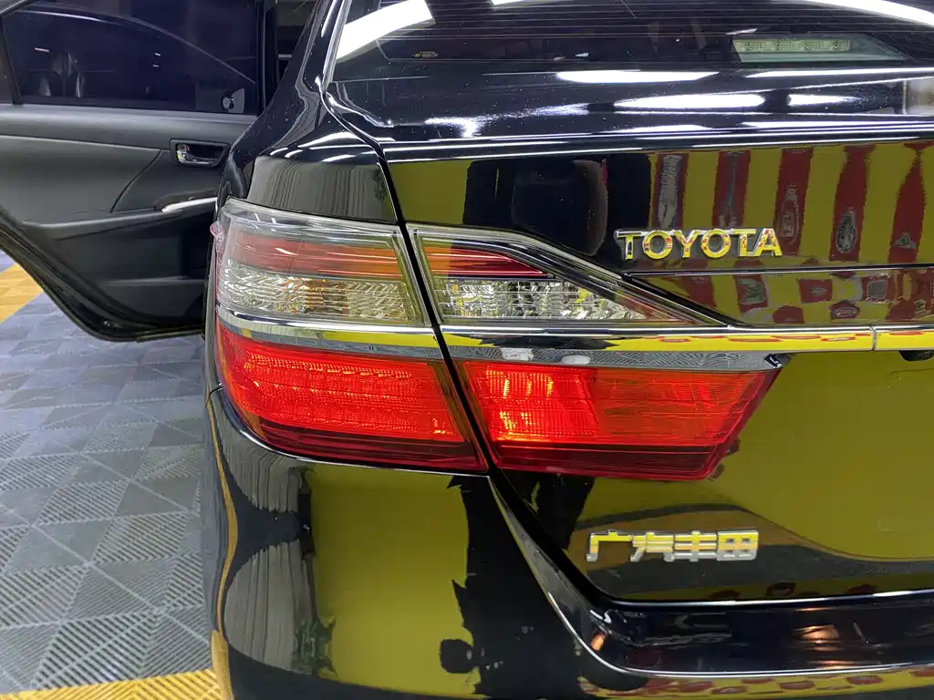 TOYOTA CAMRY 2017