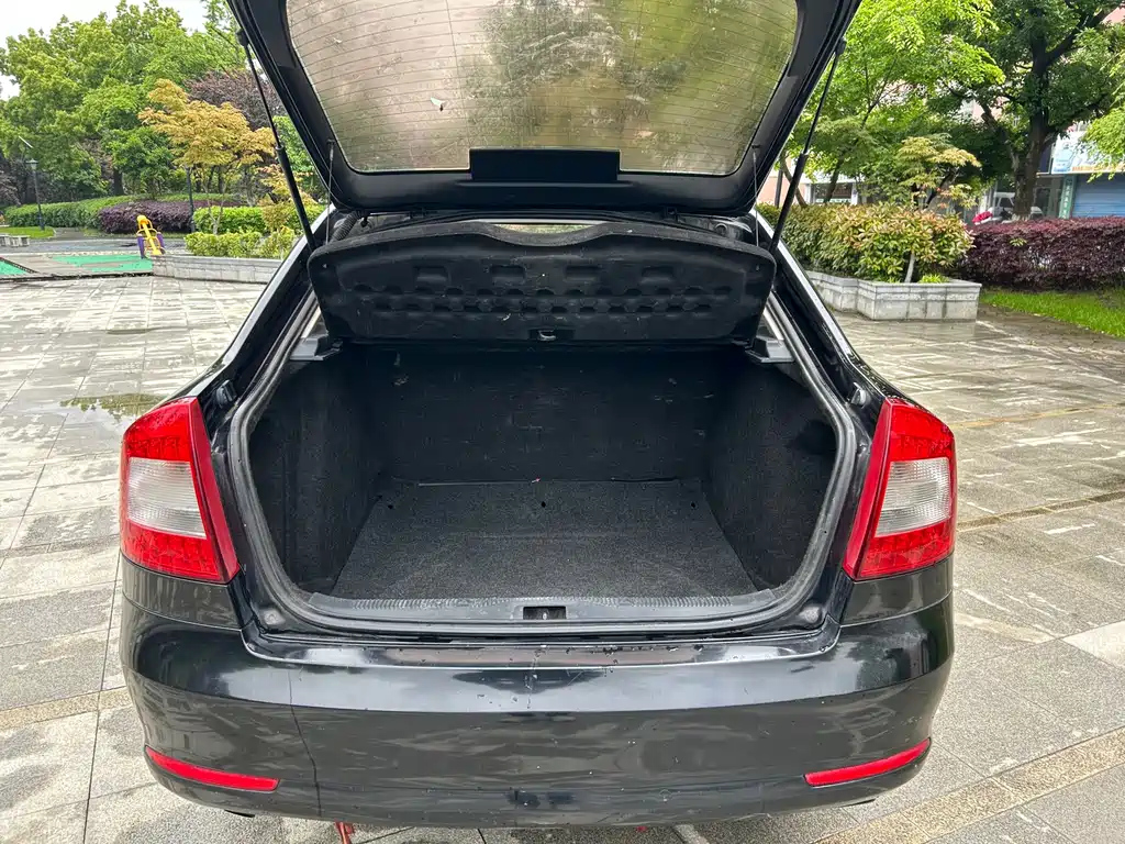 SKODA OCTAVIA 2013