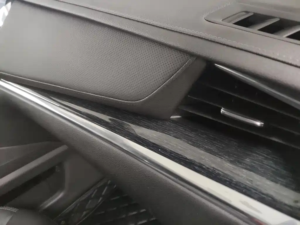 CADILLAC XT5 2020