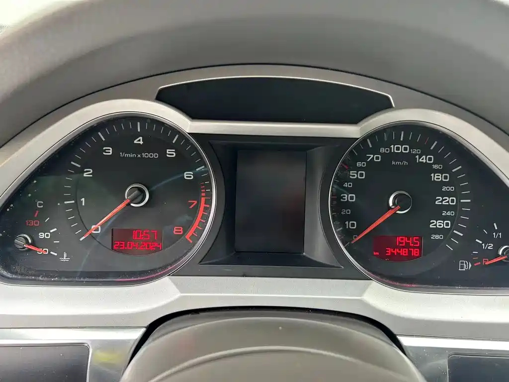 AUDI A6L 2011