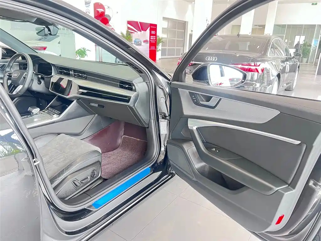 AUDI A6L 2021