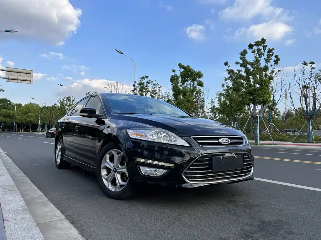 FORD MONDEO - WINNER 2010