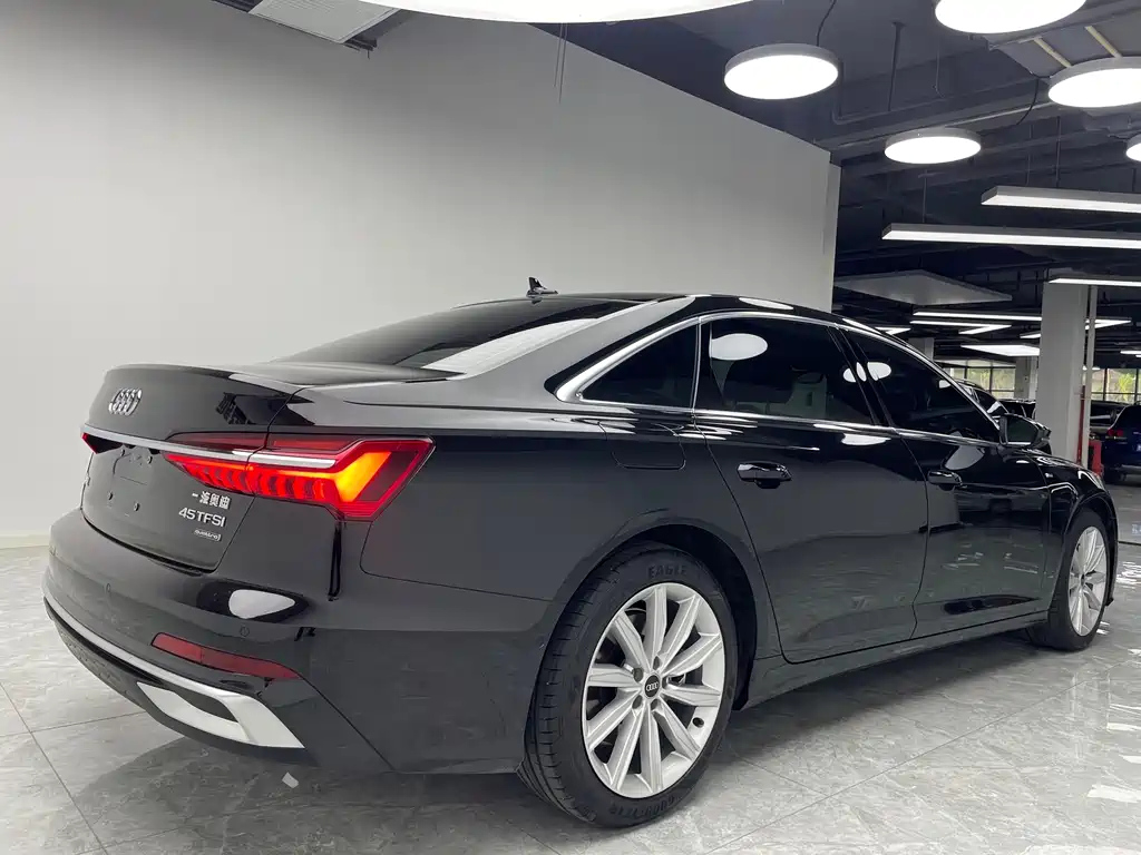 AUDI A6L 2023