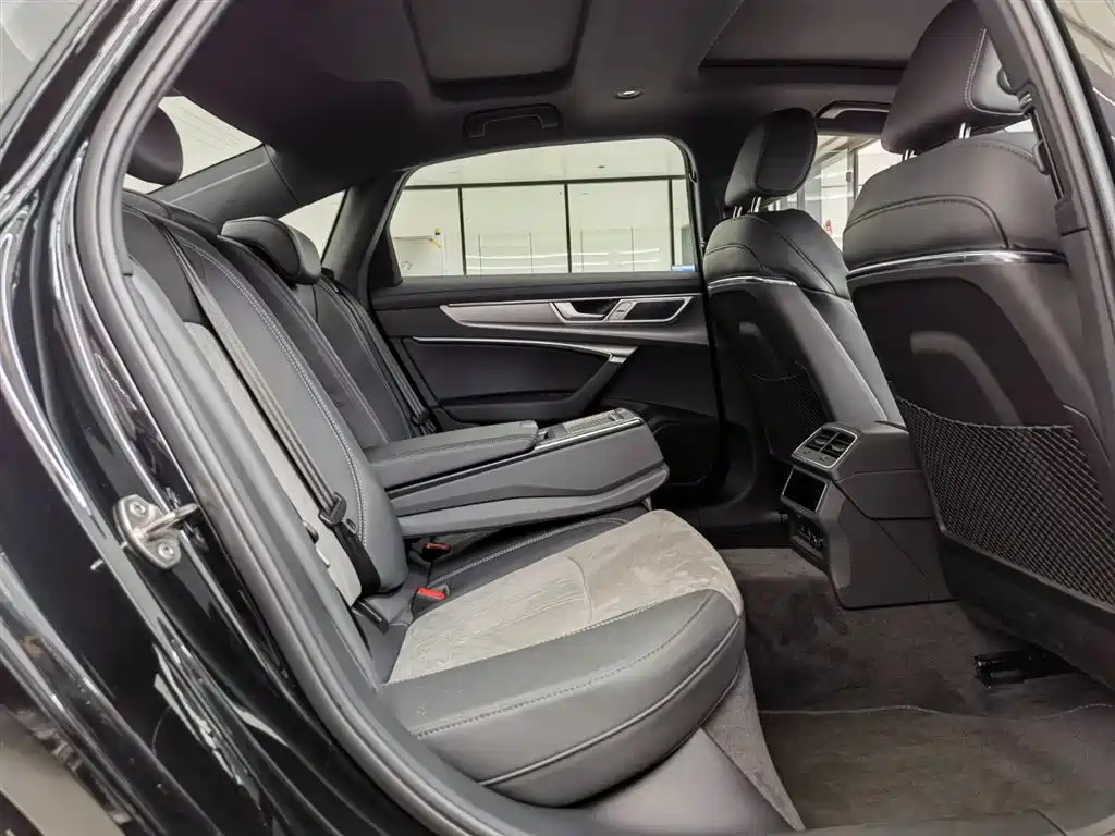 AUDI A6L 2024