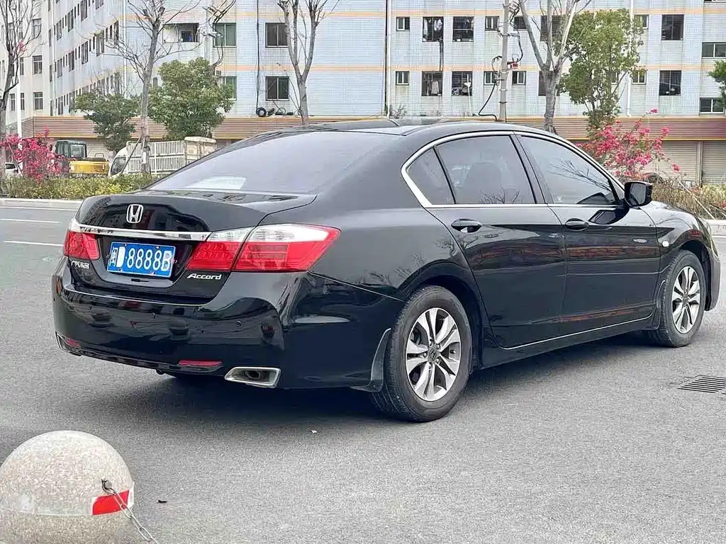 HONDA ACCORD 2015