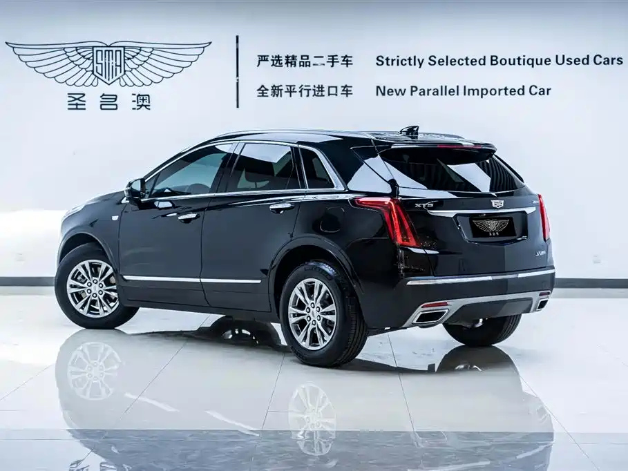 CADILLAC XT5 2021