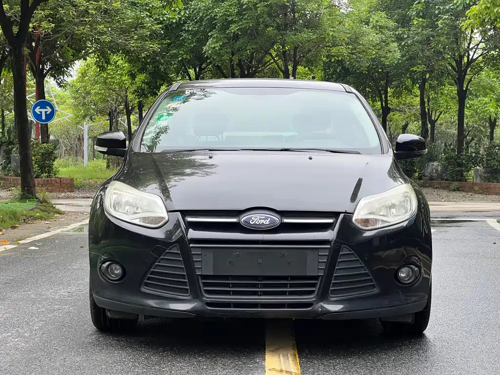 FORD FOCUS 2013