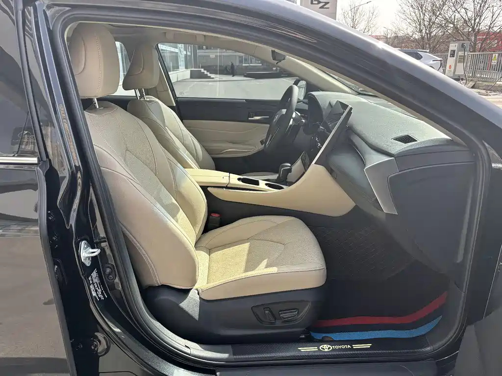 TOYOTA AVALON 2023