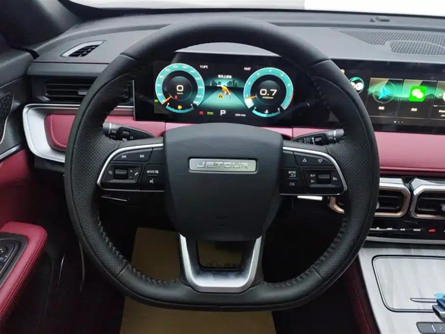 JETOUR X70 PLUS 2025