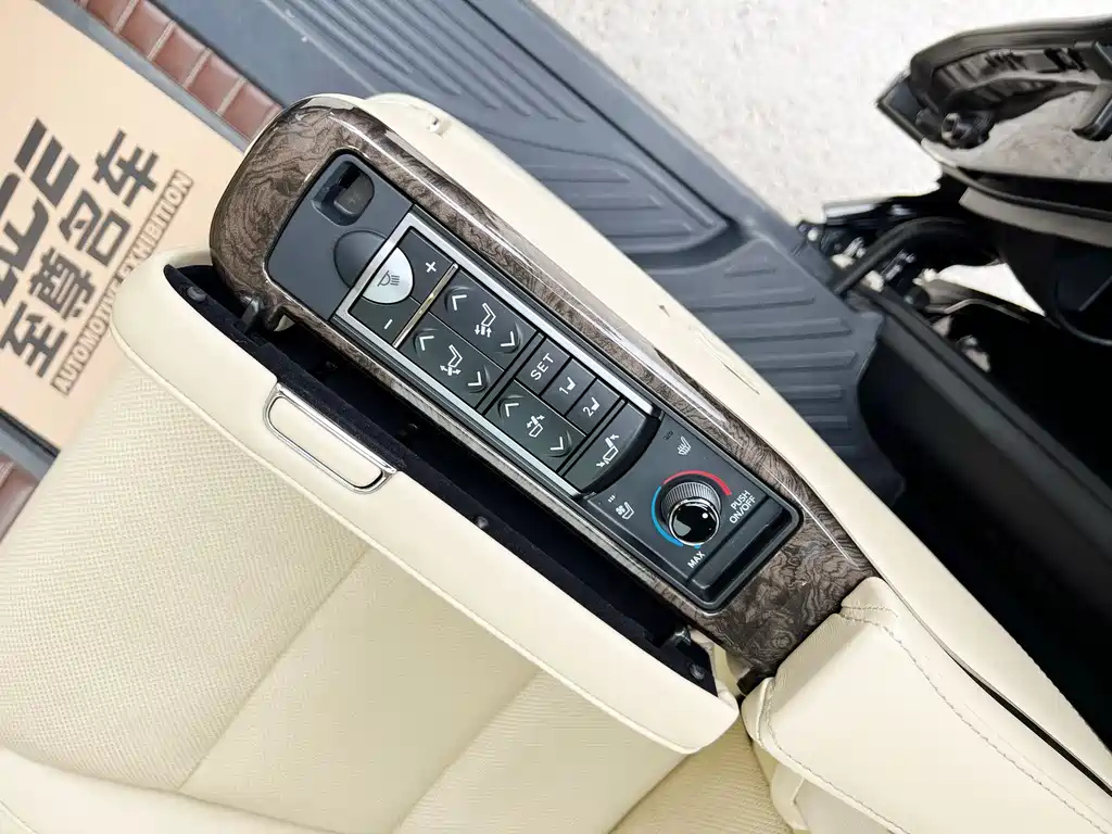 TOYOTA ALPHARD 2019