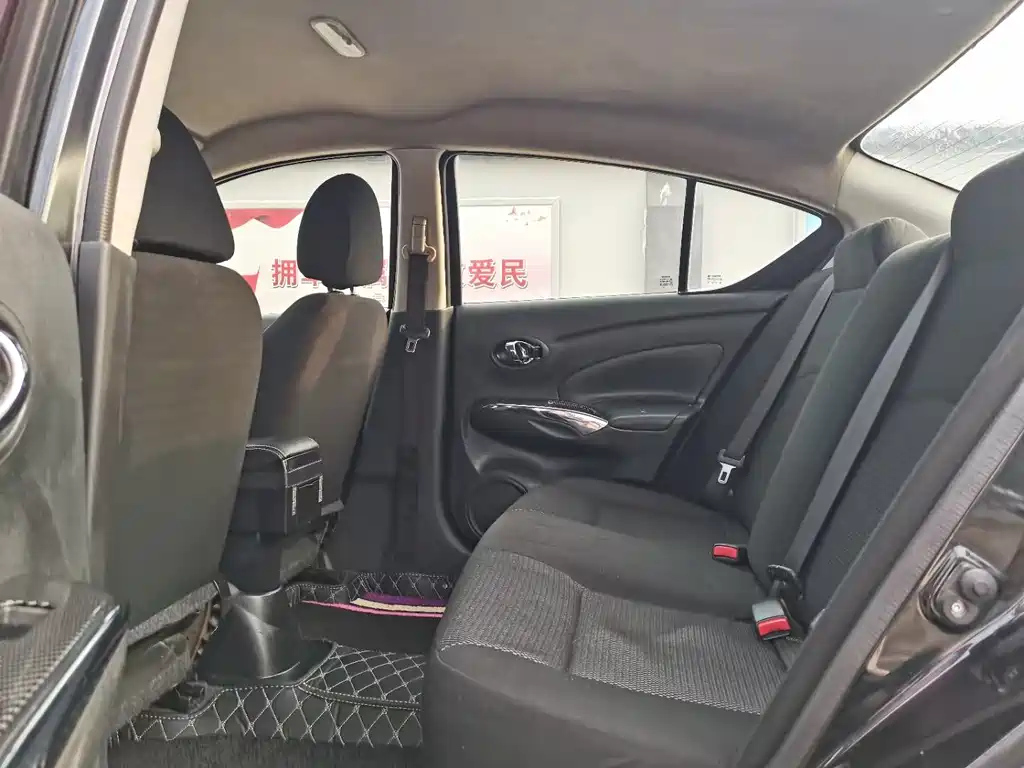 NISSAN SUNNY 2017