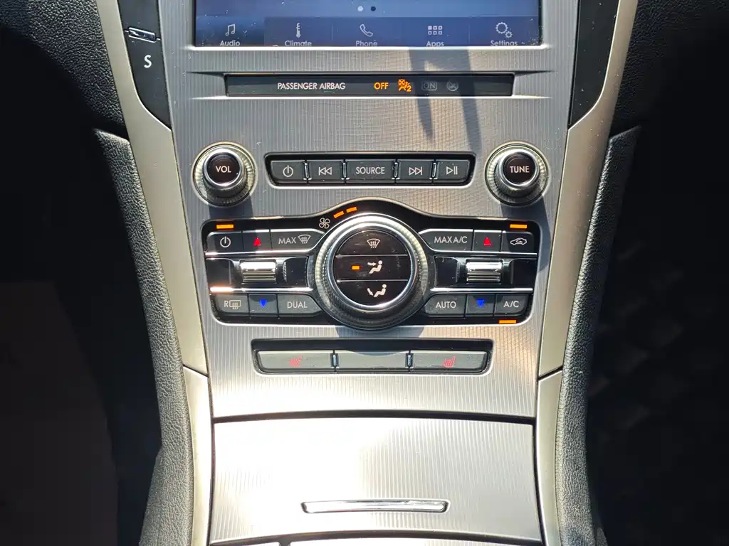LINCOLN MKZ 2021