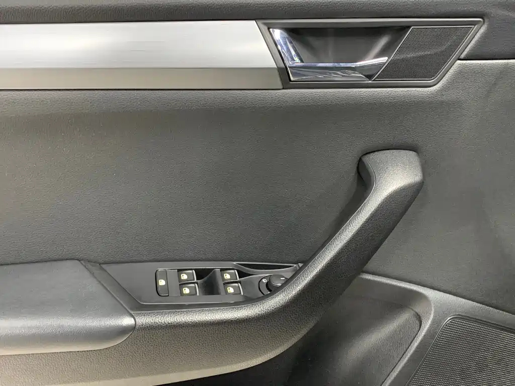 SKODA SUPERB 2017