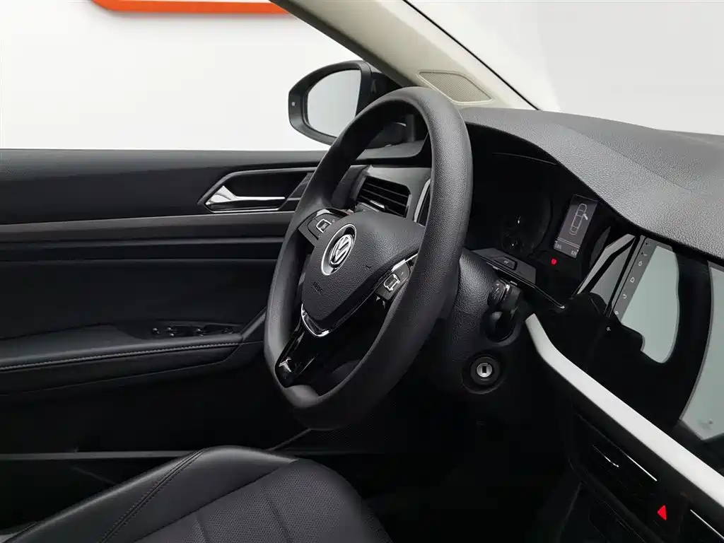 VOLKSWAGEN LAVIDA 2021