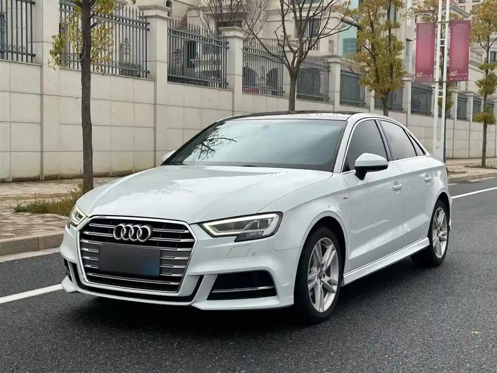 AUDI A3 2020