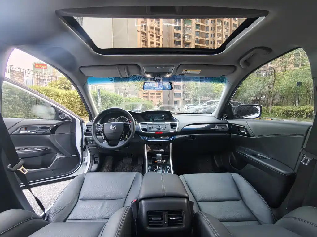 HONDA ACCORD 2018