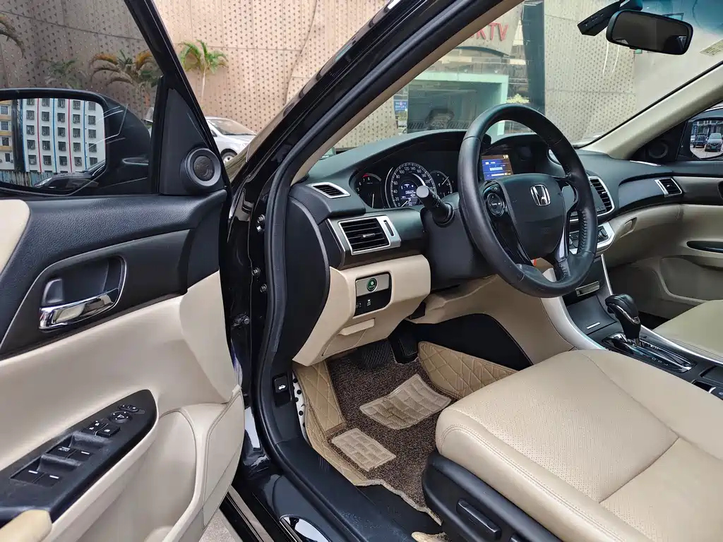 HONDA ACCORD 2016