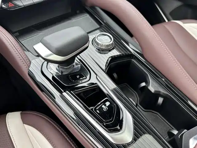 GEELY AUTO MONJARO 2023