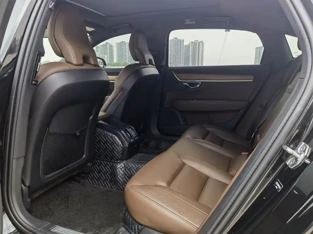 VOLVO S90 2020