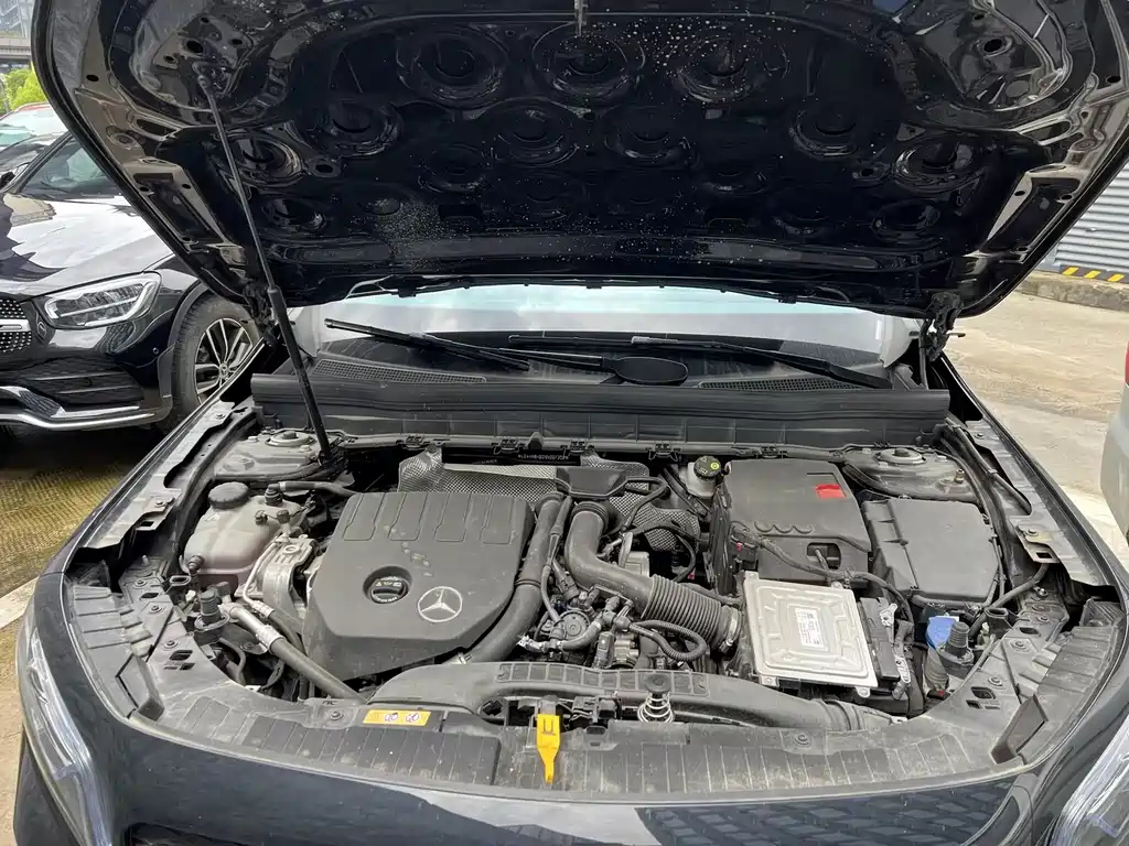 MERCEDES BENZ GLB 2022