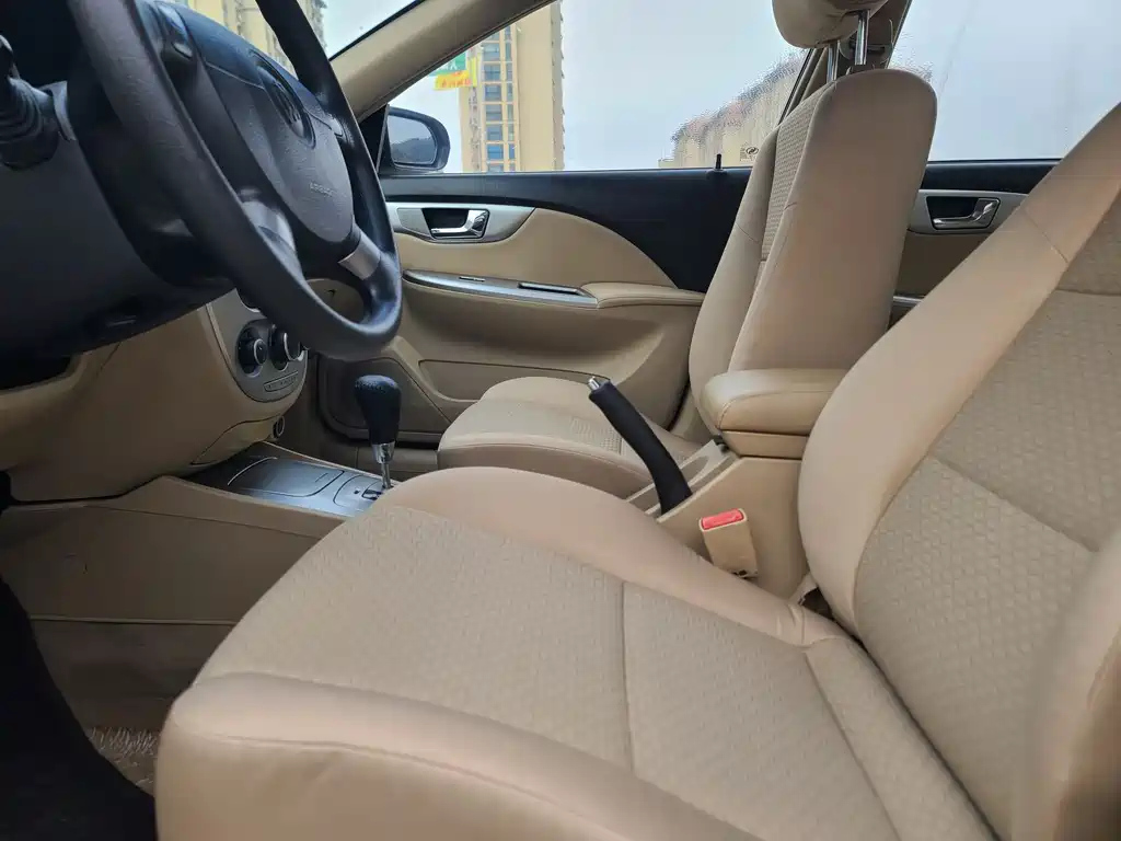 BUICK EXCELLE 2011