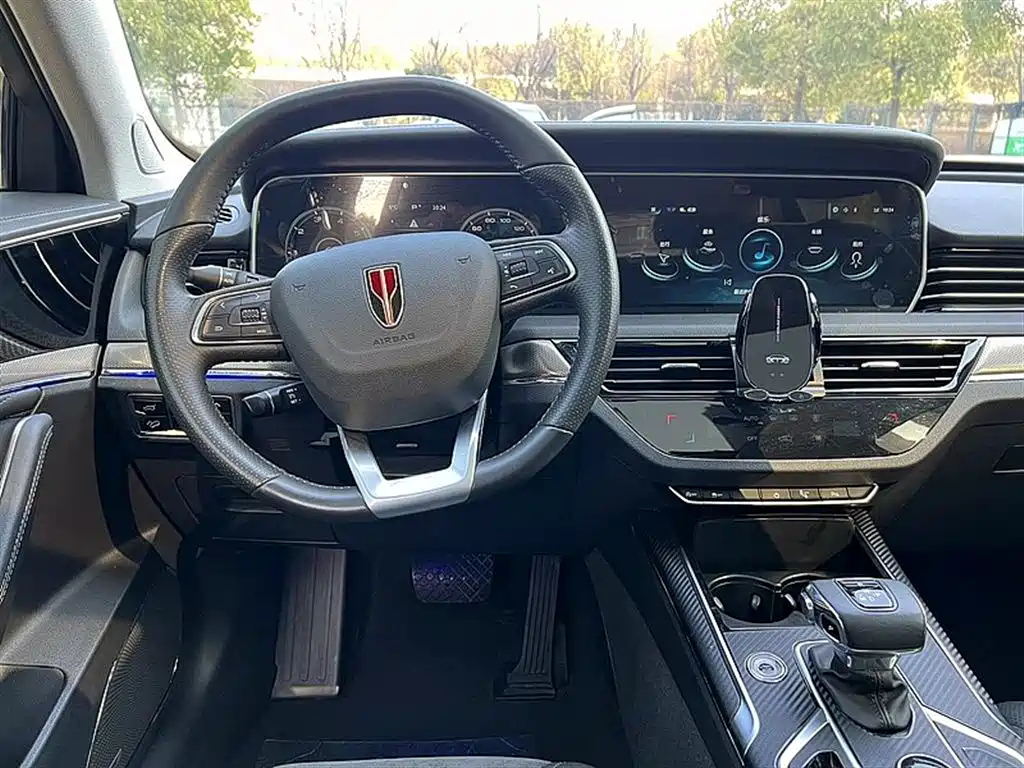 HONGQI HS5 2021