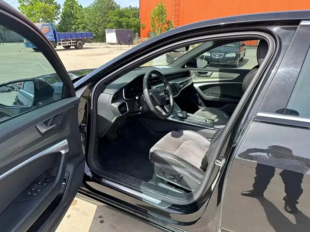 AUDI A6L 2020