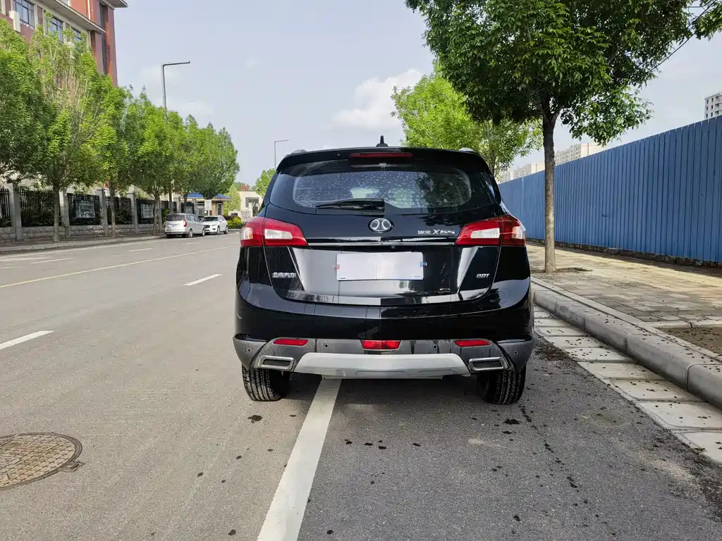 BAIC SENOVA X65 2016