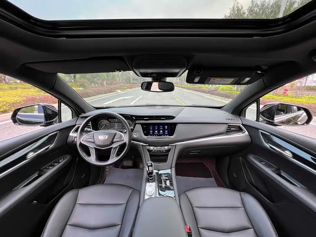 CADILLAC XT5 2021