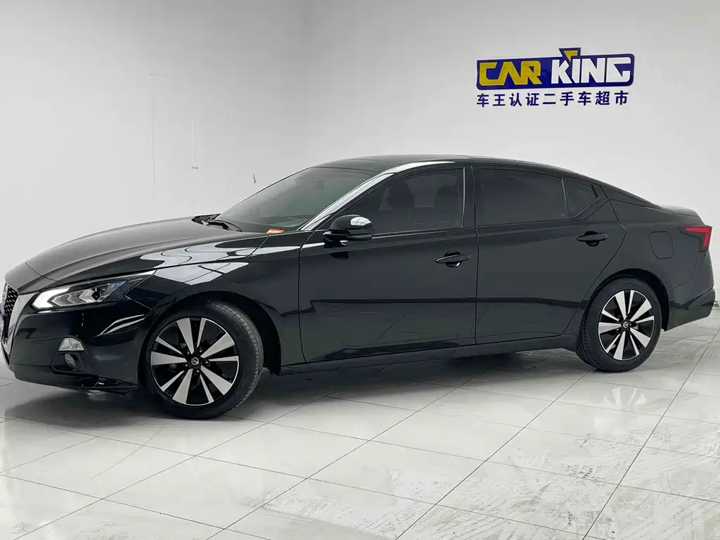 NISSAN TEANA 2021